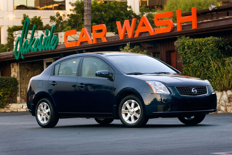 2009 Nissan Sentra 2.0 SL Picture