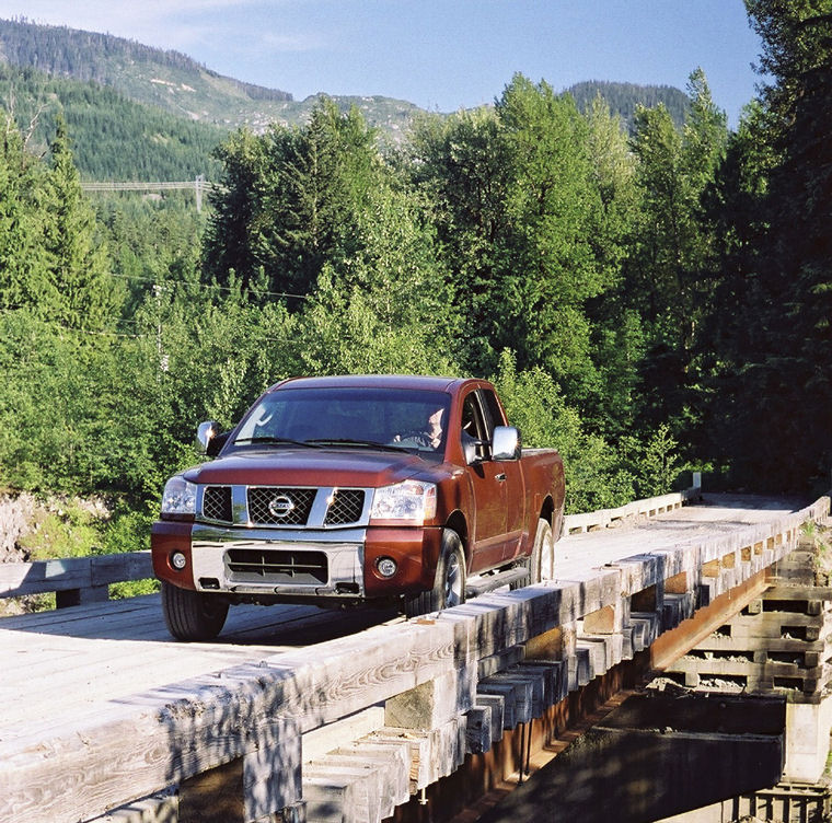 2004 Nissan Titan King Cab Picture