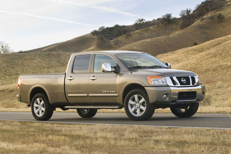 2008 Nissan Titan Crew Cab Picture