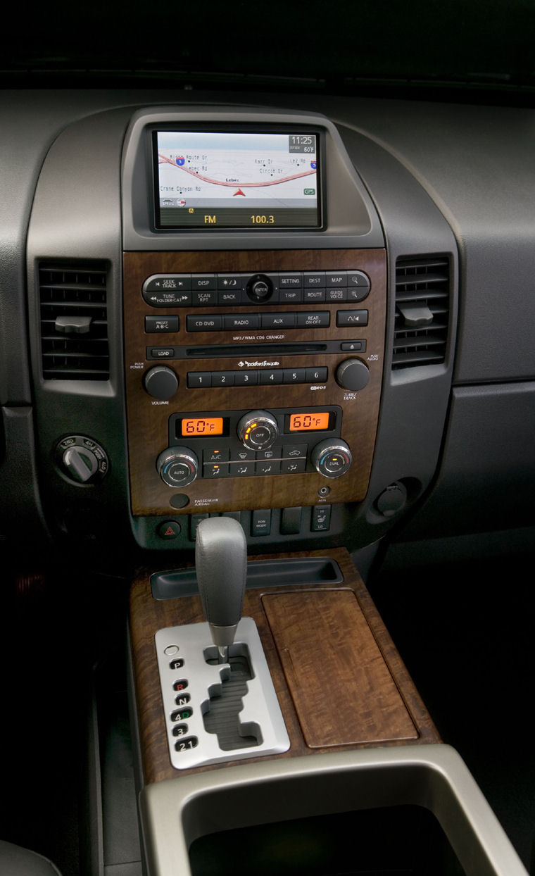 2008 Nissan Titan Crew Cab Center Stack Picture