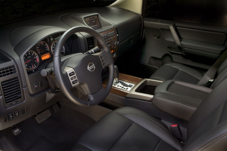 2010 Nissan Titan King Cab Interior Picture