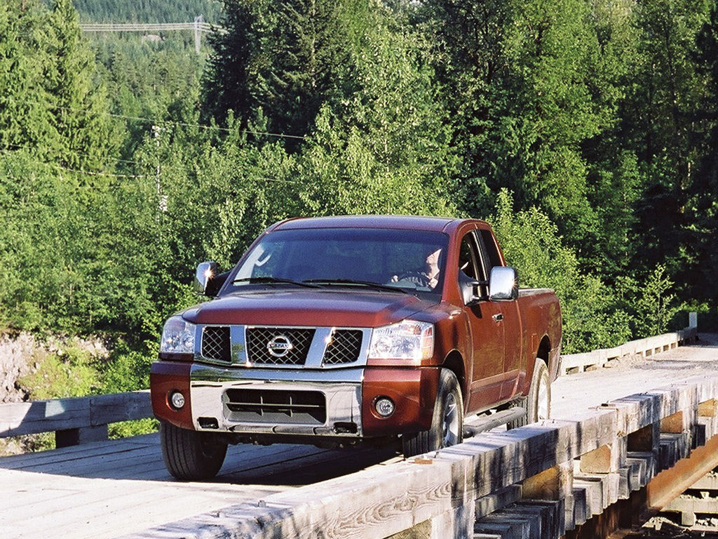 Nissan Titan Desktop Wallpaper