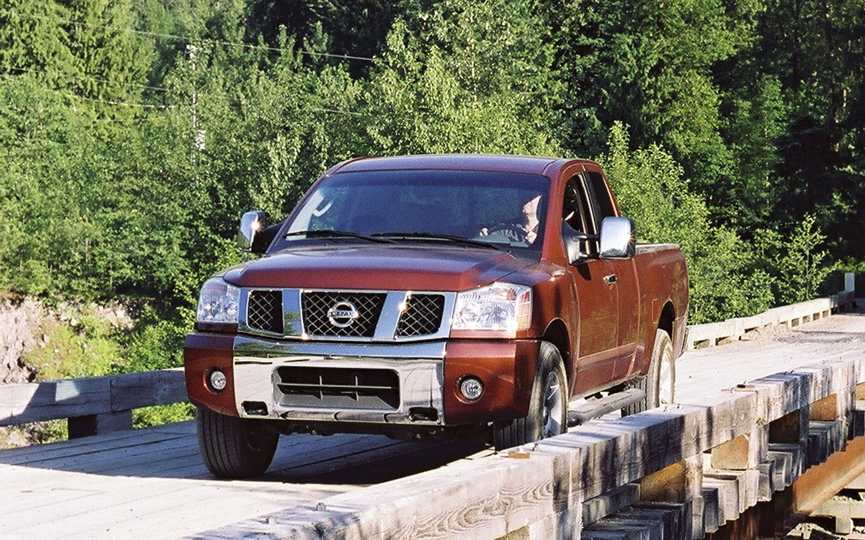 Nissan Titan Desktop Wallpaper