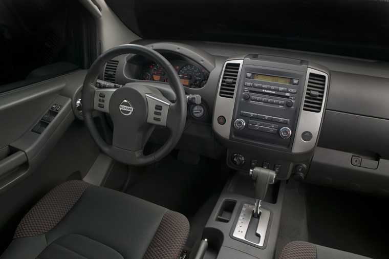 2009 Nissan Xterra Cockpit Picture