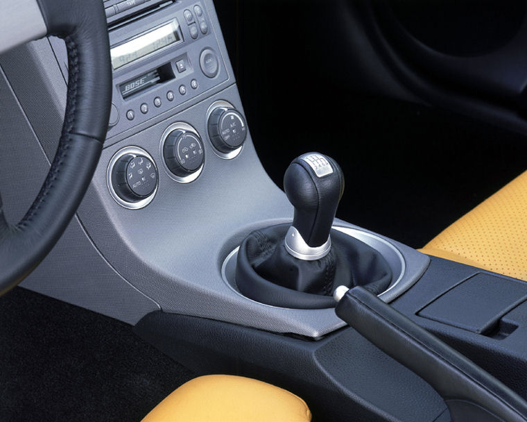 2003 Nissan 350Z Gear Lever Picture