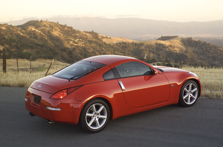 2004 Nissan 350Z Picture