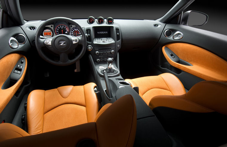 2009 Nissan 370Z Cockpit Picture