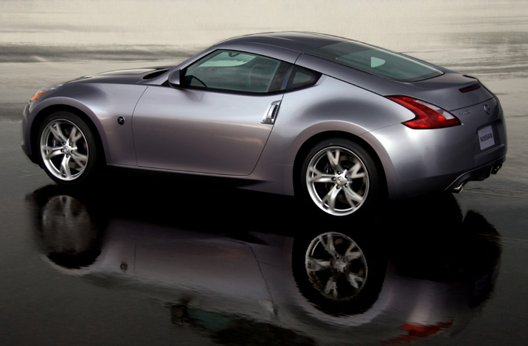 2010 Nissan 370Z Coupe Picture