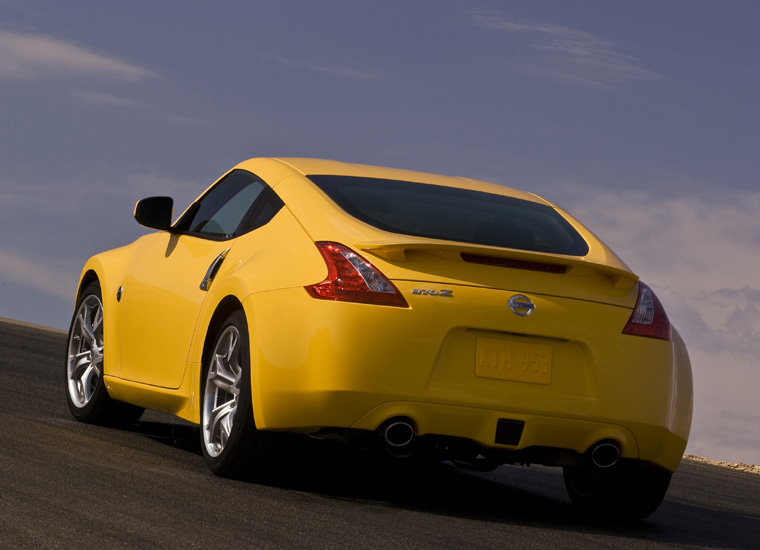 2010 Nissan 370Z Coupe Picture