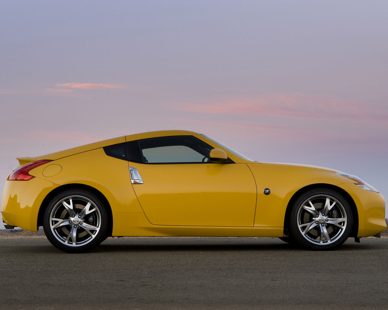 Nissan Z-Car Desktop Wallpaper