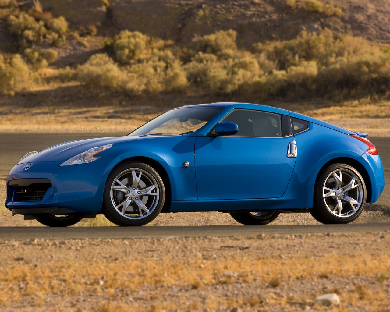 Nissan Z-Car Desktop Wallpaper