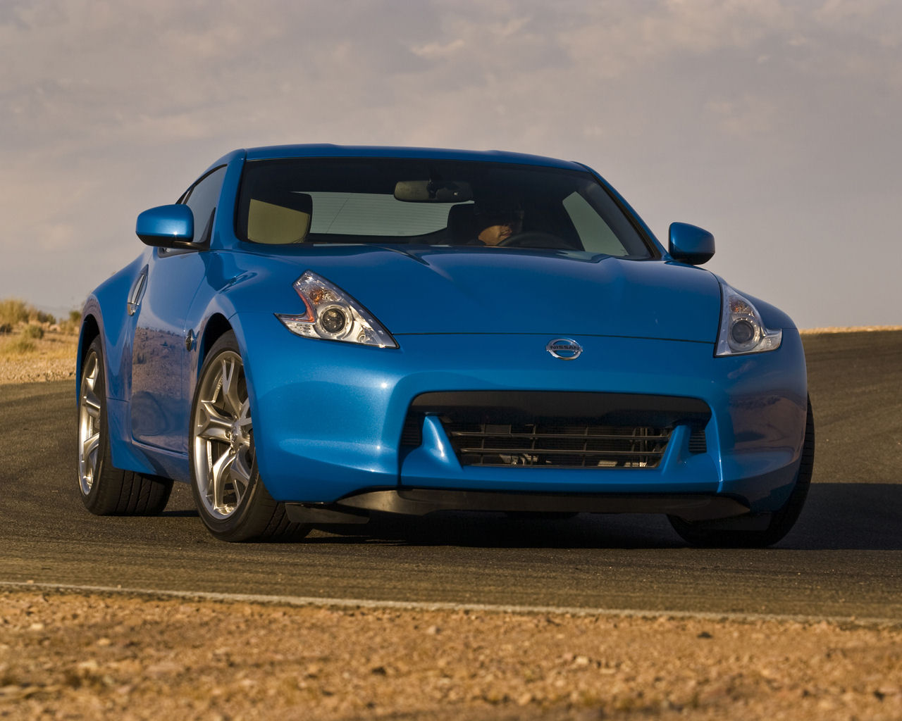 Nissan Z-Car Desktop Wallpaper