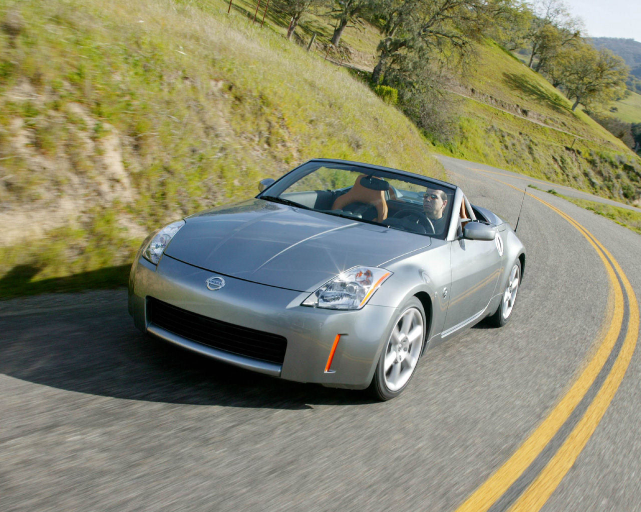 Nissan Z-Car Desktop Wallpaper