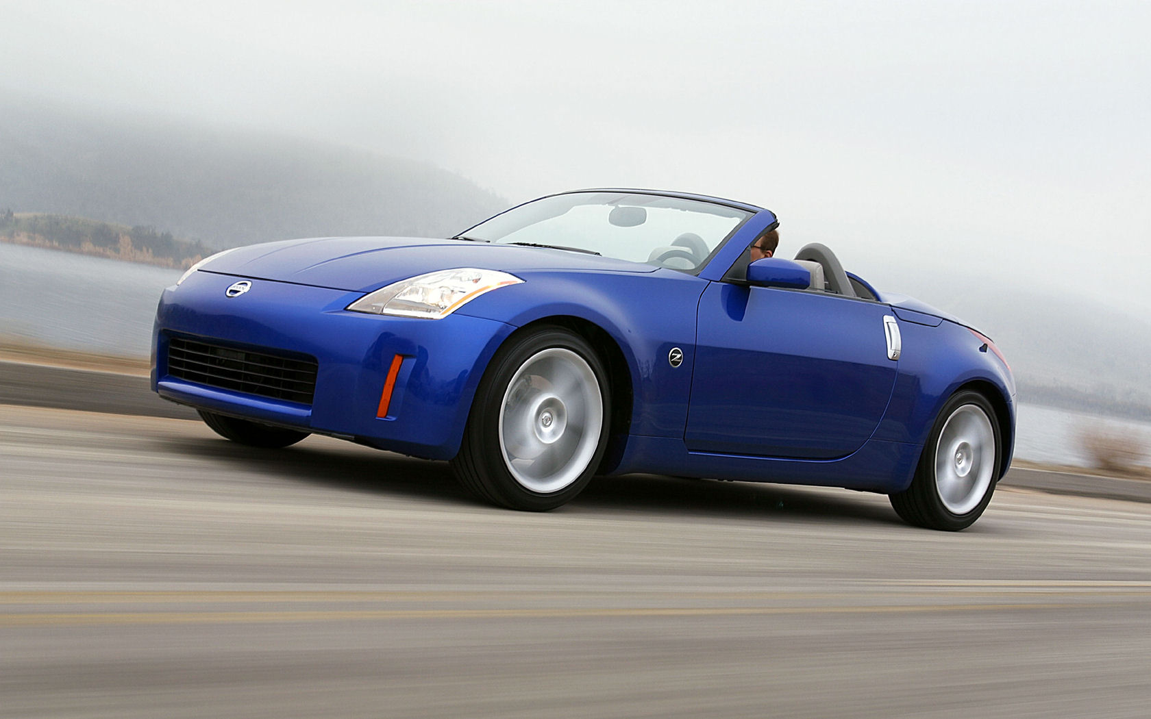 Nissan Z-Car Desktop Wallpaper