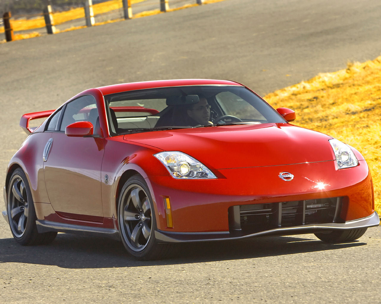 Nissan Z-Car Desktop Wallpaper