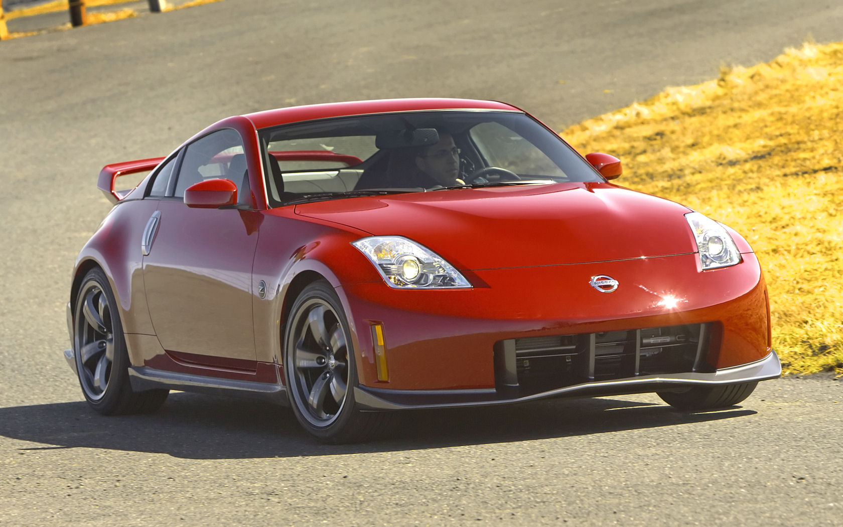 Nissan Z-Car Desktop Wallpaper