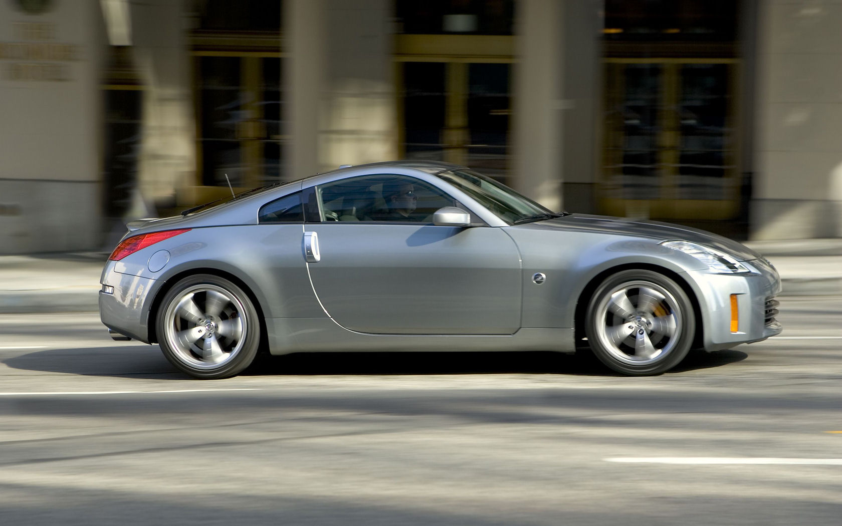 Nissan Z-Car Desktop Wallpaper