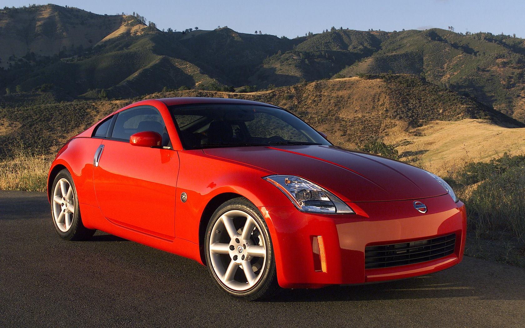 Nissan Z-Car Desktop Wallpaper