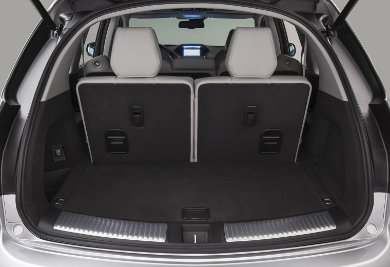 2015 Acura MDX Trunk Picture