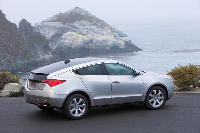 2010 Acura ZDX Picture