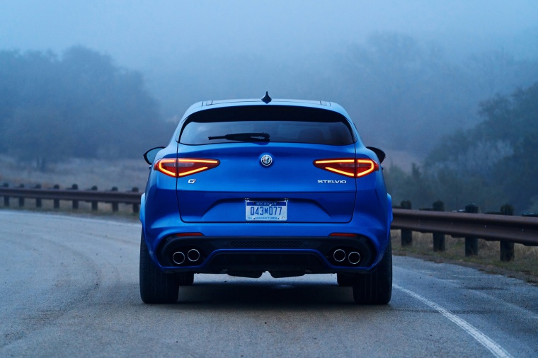 2019 Alfa Romeo Stelvio Quadrifoglio AWD Picture