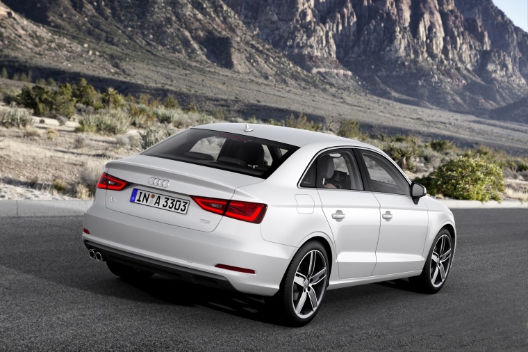 2016 Audi A3 2.0T quattro Sedan Picture