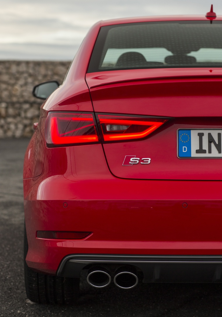 2016 Audi S3 Sedan Tail Light Picture