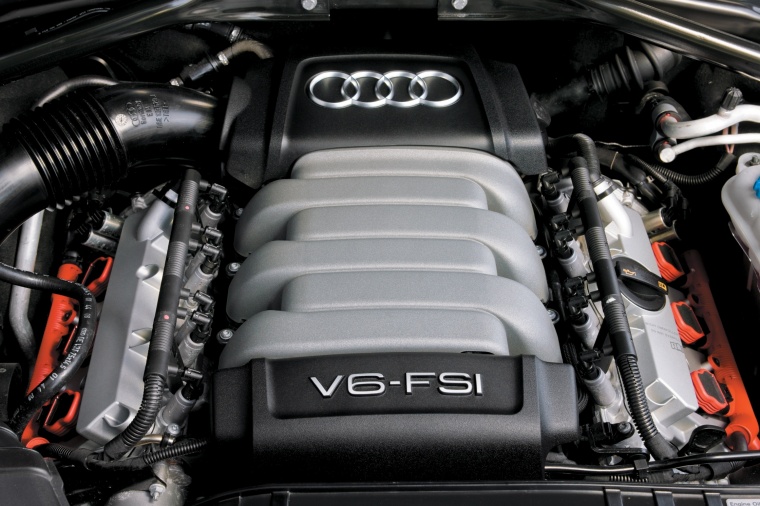 2010 Audi Q5 3.2 Quattro 3.2-liter V6 Engine Picture