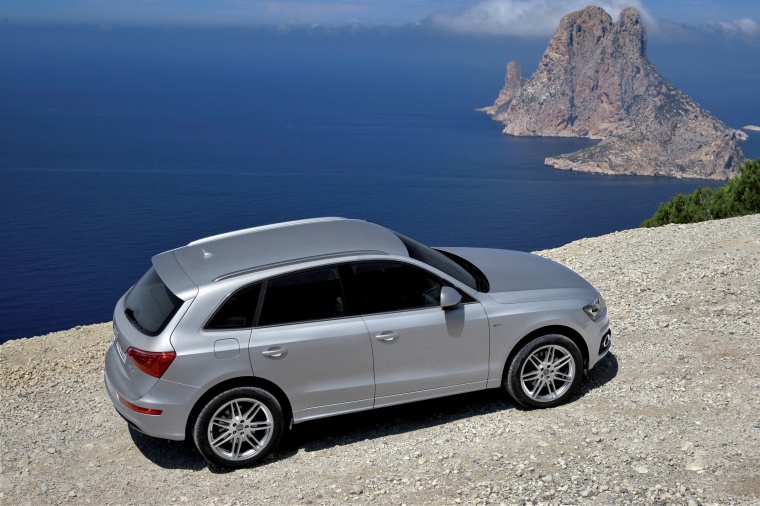 2010 Audi Q5 3.2 Quattro Picture