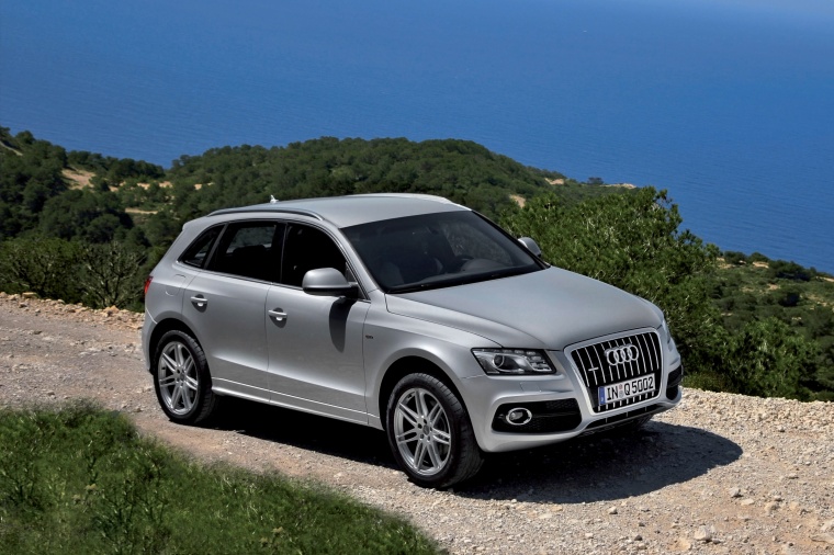 2010 Audi Q5 3.2 Quattro Picture