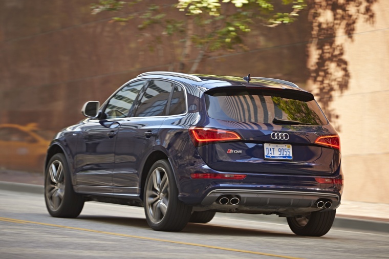 2016 Audi SQ5 Quattro Picture