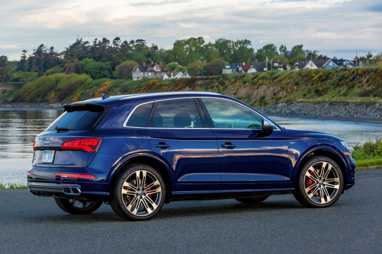 2019 Audi SQ5 quattro Picture