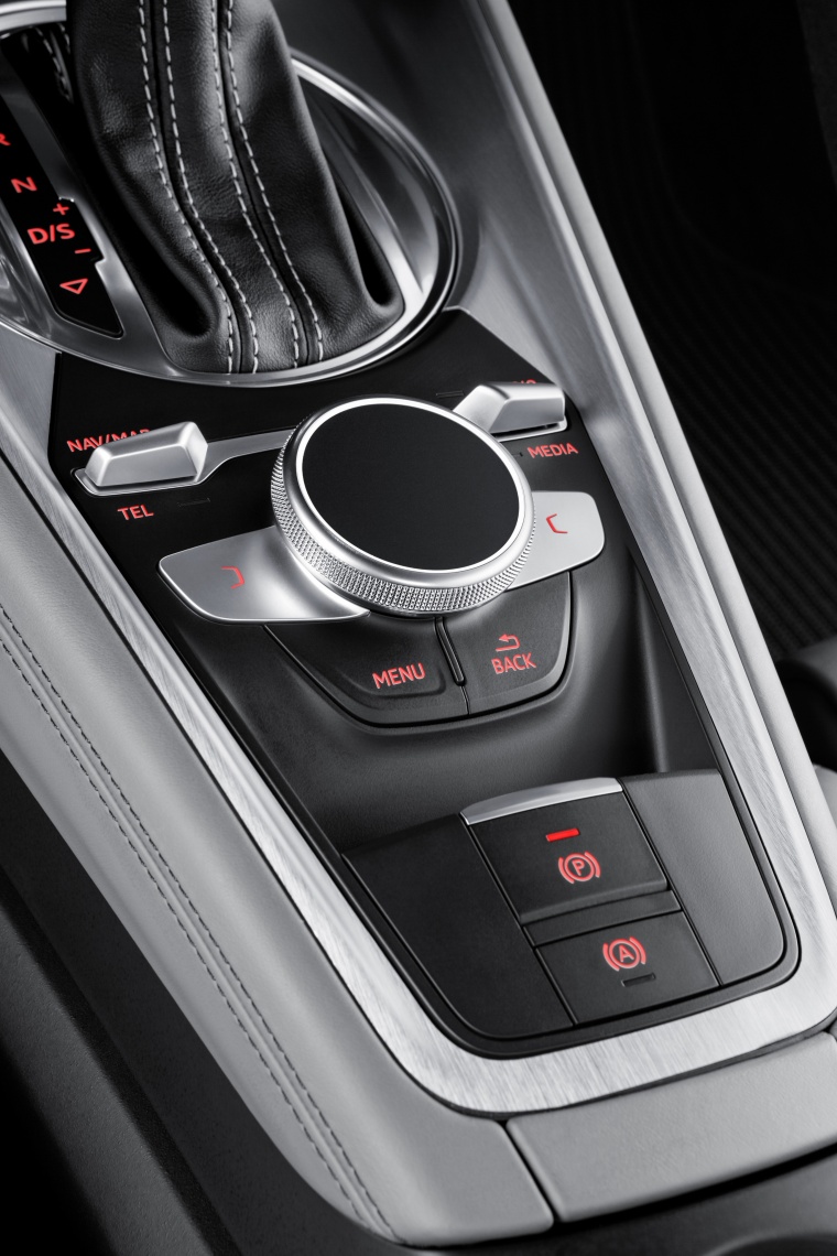 2016 Audi TTS Coupe Center Console - Picture / Pic / Image