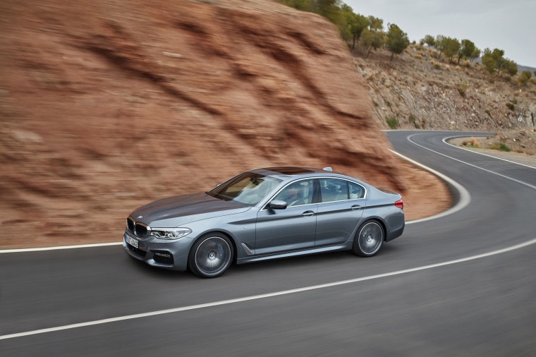 2018 BMW 540i Sedan Picture