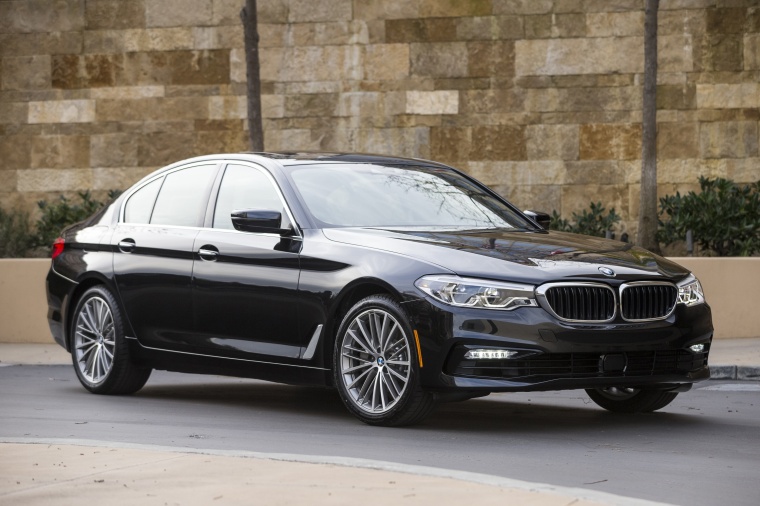 2018 BMW 530i Sedan Picture