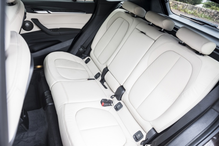 2018 BMW X1 xDrive28i Rear Seats Picture