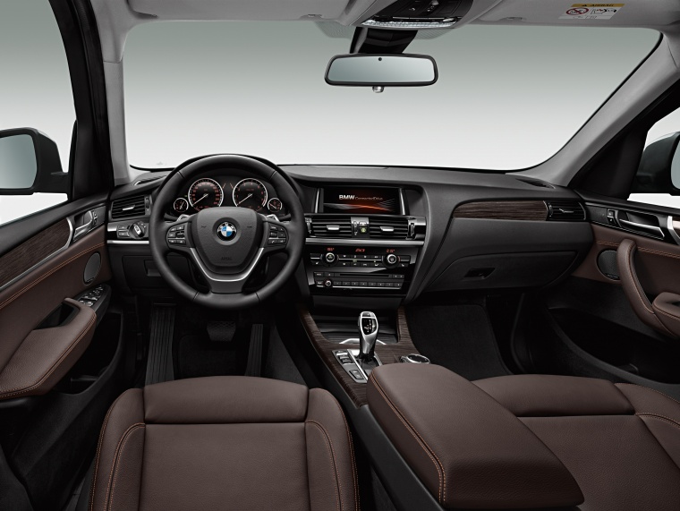 2015 BMW X3 Cockpit Picture