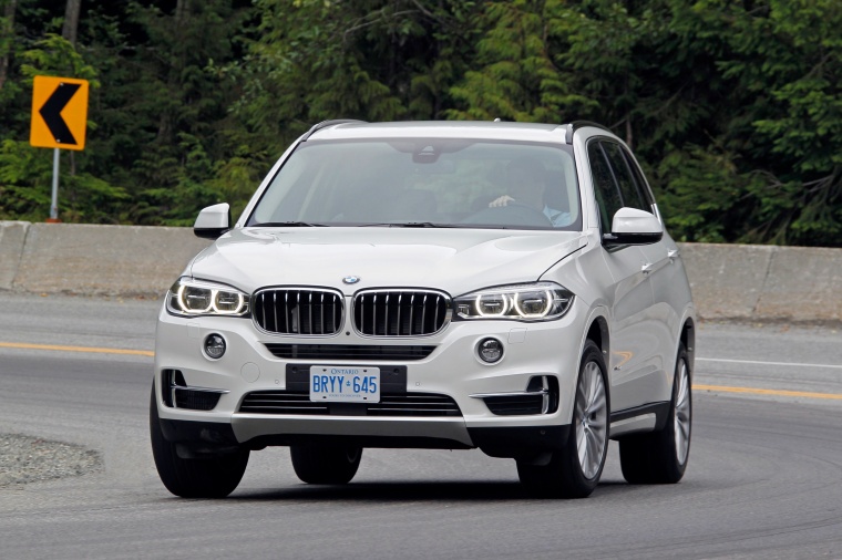 2016 BMW X5 xDrive50i Picture