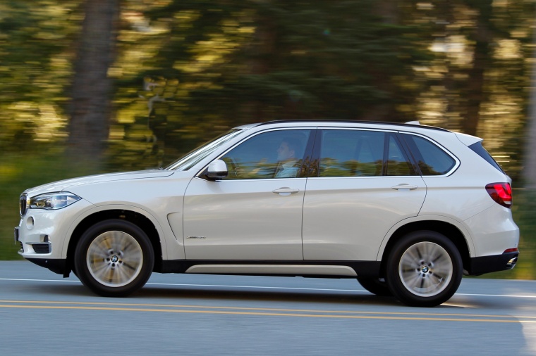 2016 BMW X5 xDrive50i Picture