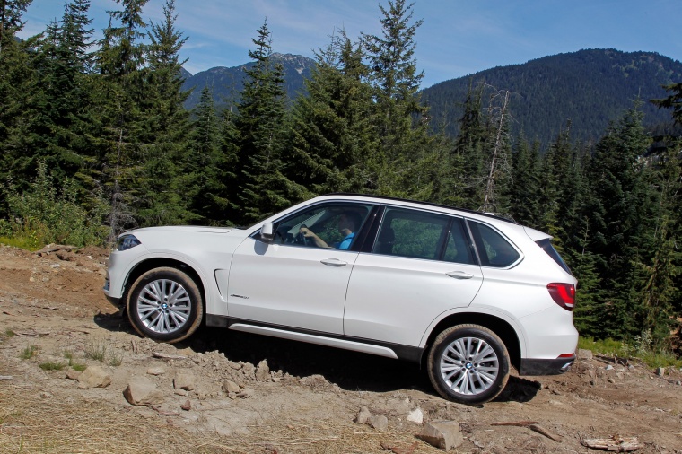 2016 BMW X5 xDrive50i Picture