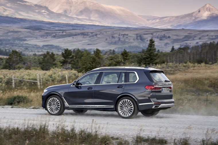 2019 BMW X7 xDrive40i AWD Picture