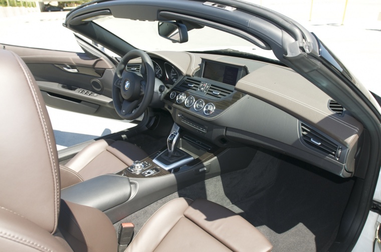 2016 BMW Z4 sdrive28i Interior Picture