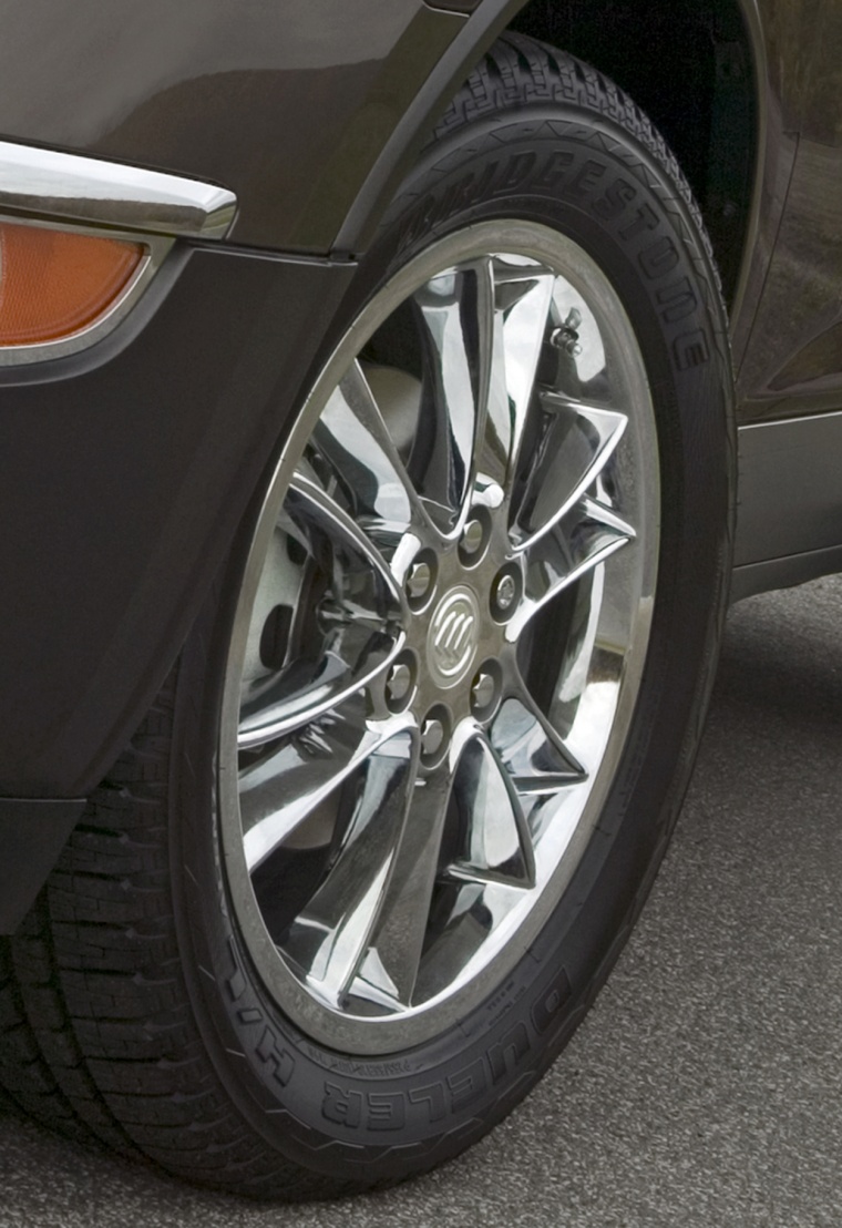 2011 Buick Enclave CXL Rim Picture