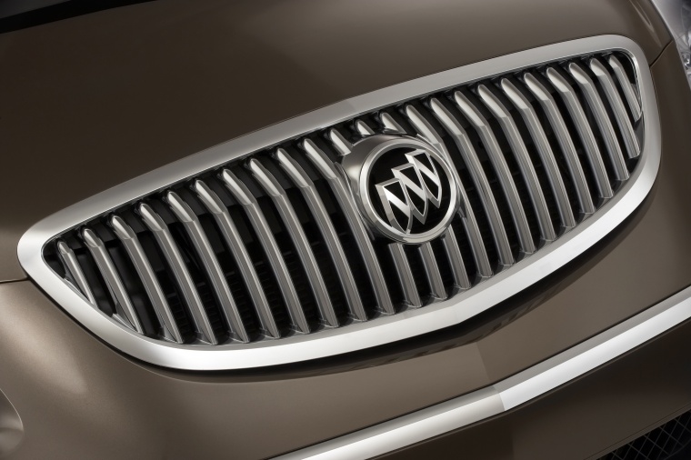 2011 Buick Enclave CXL Grille Picture