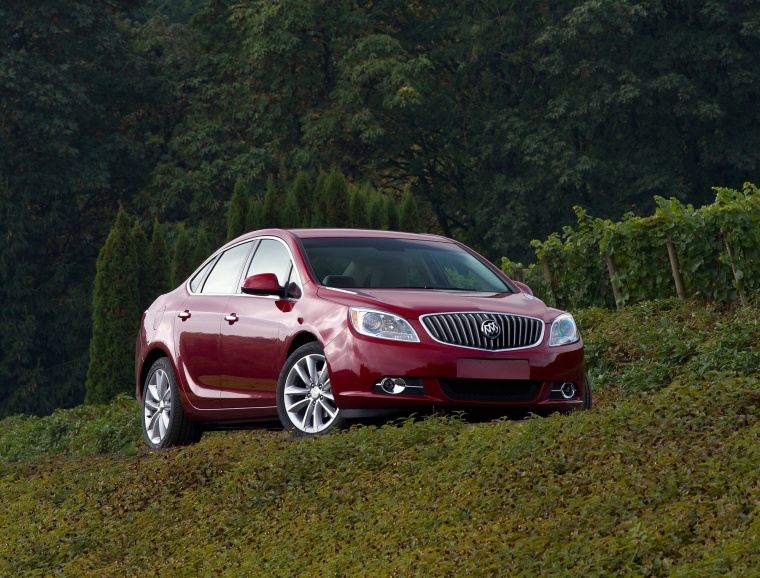 2013 Buick Verano Picture