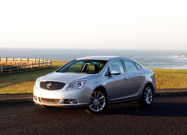 2013 Buick Verano Picture