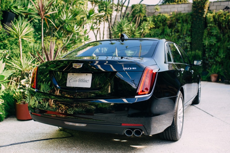 2018 Cadillac CT6 2.0E Plug-In Hybrid Picture