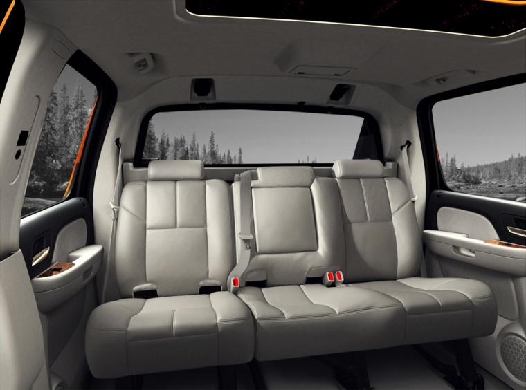 2013 Chevrolet Avalanche Rear Seats Picture