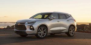 Chevrolet Blazer Reviews / Specs / Pictures / Prices