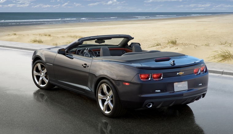 2011 Chevrolet Camaro RS Convertible Picture